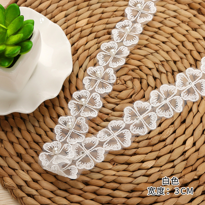 Single-layer beaded four-leaf clover lace, colored premium polyester lace, each piece of 20 yards in stock Item Picture