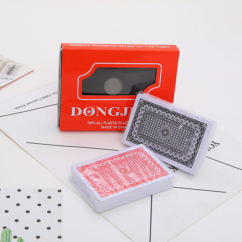 防水耐磨两幅包装塑料扑克  厂家直销PVC磨砂扑克牌play cards