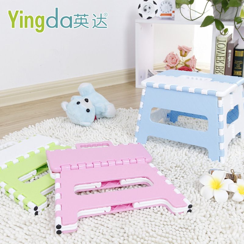 Large-sized portable stools for children, folding stools for children, direct sales from plastic material manufacturers