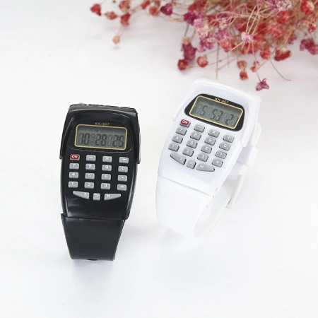 Children's electronic watches, creative calculators, student watches, best-selling watches, Yiwu street stall supplies, gift wholesale