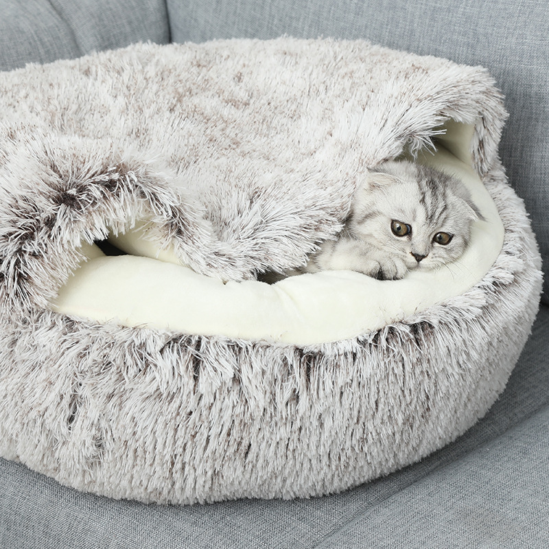 Winter warm shell semi-enclosed cat bed, pet cat bed, semi-enclosed dog bed, dog bed, enclosed cat bed Application Scenario