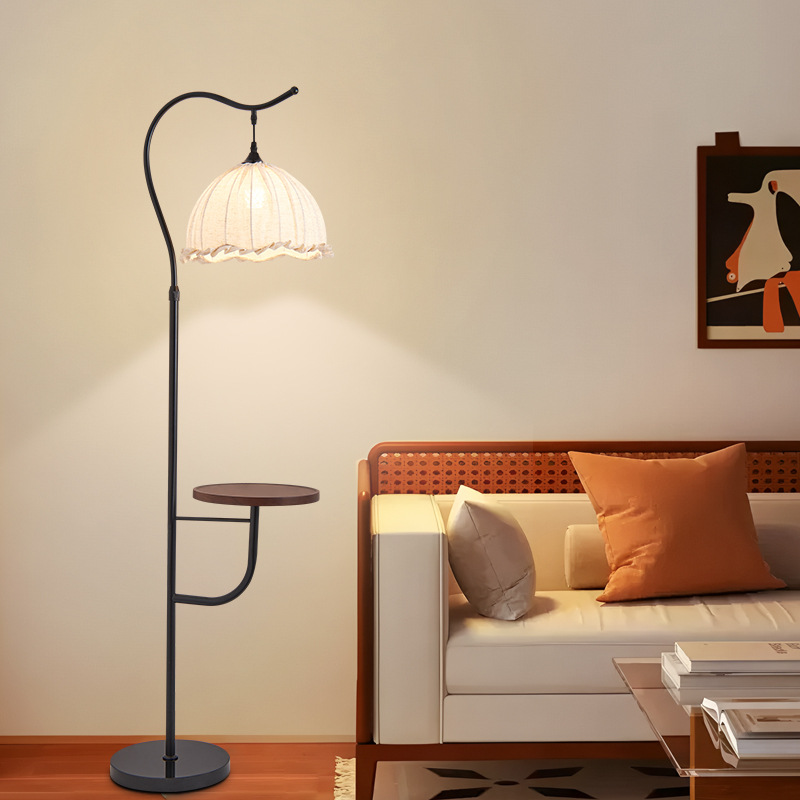Chinese-style living room floor lamp, French wabi-sabi, popular Chinese retro bedside lamp, American-style coffee table and shelf integrated lamp Application Scenario