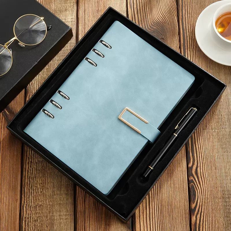 A5 Notebook Simple B5 Thick Notepad Business Office Detachable Looseleaf This Cover Can Print Logo Application Scenario