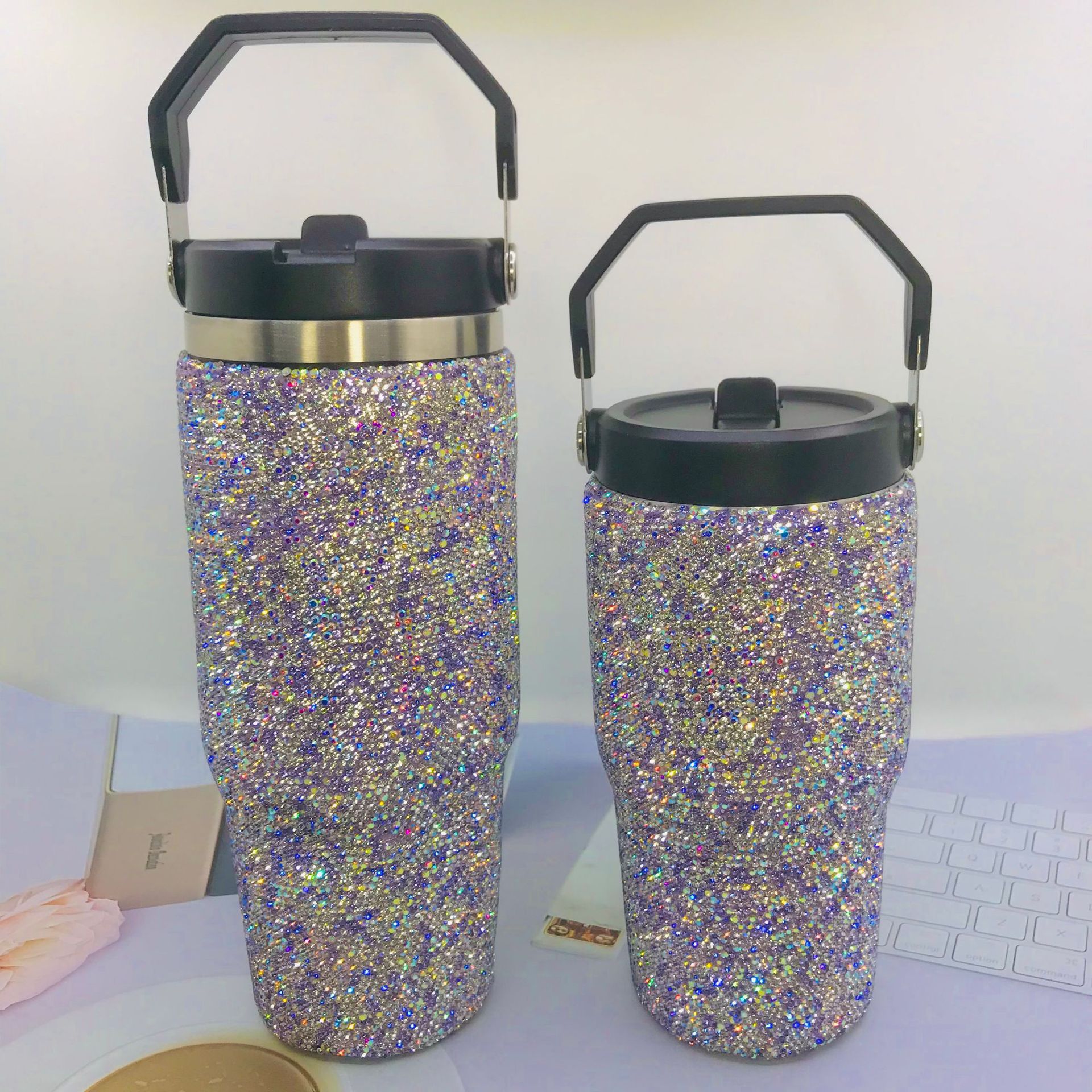 30oz hand-held ice cup with diamonds, portable car cup, car-mounted coffee cup, stainless steel double-layer insulated cup Specification image