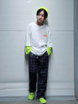 DK Children's Spring and Autumn new Boys' long-sleeved T-shirts, children's base shirts, and two-piece tops for children's holidays, a trendy and stylish brand Application Scenario