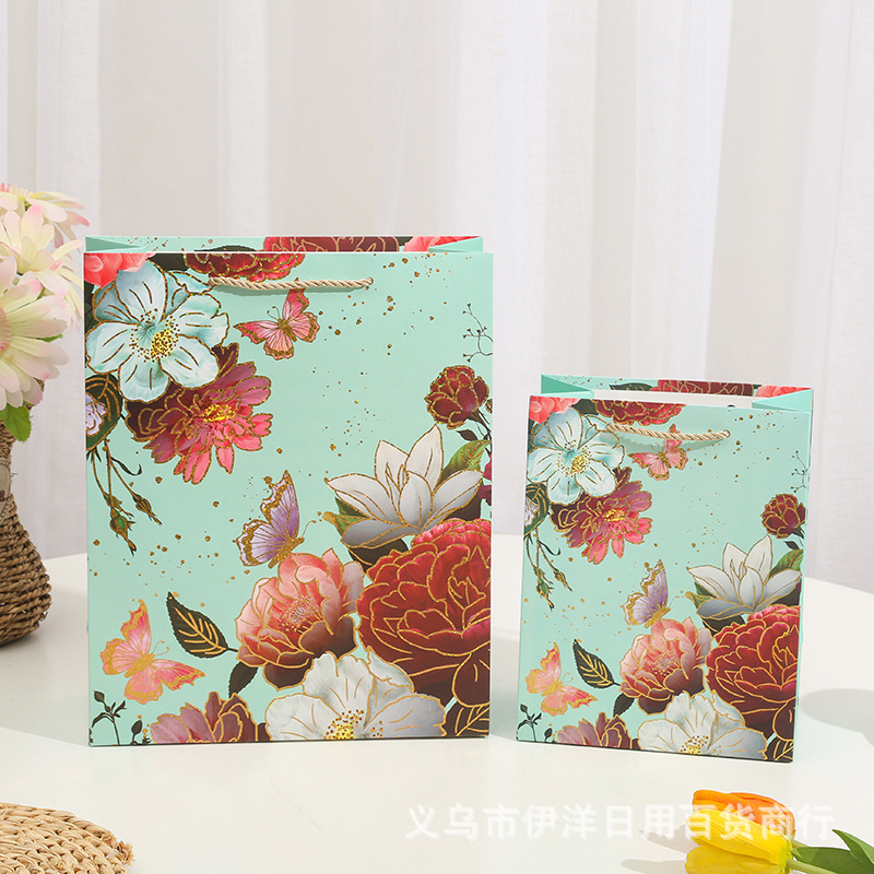 Gilded seven-color butterfly gift bags, hand-held bags, gilded powder-coated paper bags, birthday return gifts, souvenirs, South American packaging bags