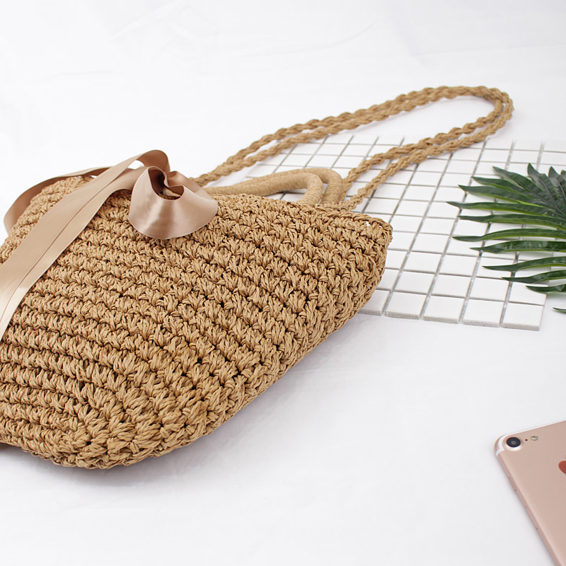 Korean-style ribbon bow straw woven bag, casual and fashionable beach bag, handbag, internet-famous woven single-shoulder women's bag Application Scenario