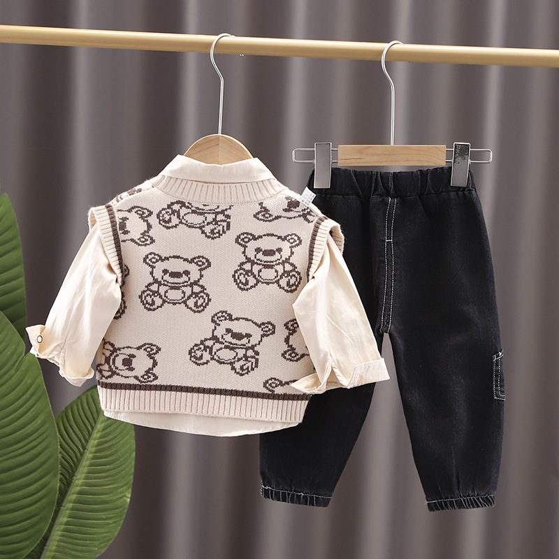Children's set, boys' autumn wear, stylish 2022 New vest baby Spring and Autumn three-piece set, trendy baby clothing