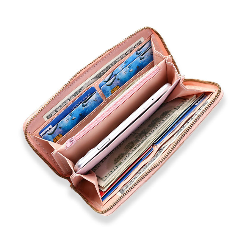 Trend Splicing Long Women's Purse Bag 2023 Trend Large Capacity Zipper Card Bag Convenient Function Purse Application Scenario