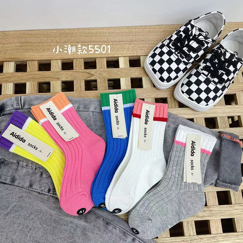 爱嘀嗒儿童袜秋季韩版潮款双针棉袜精梳棉吸汗透气简约时尚