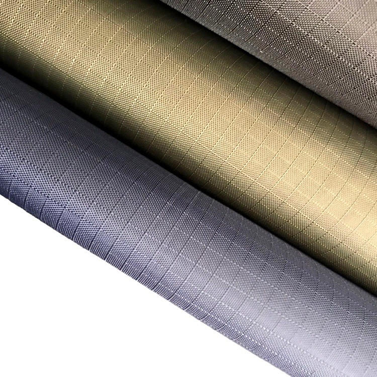 涤塔夫里布/涤塔夫/塔斯隆布料/羽绒服面料/羽绒服布料白底实物图