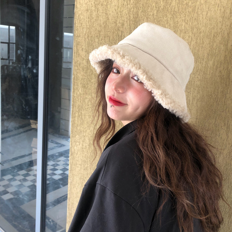 Mr. Evil vintage lambskin thickened warm fisherman's hat for women to make their faces look smaller in autumn and winter 2021 new style basin hat details Picture