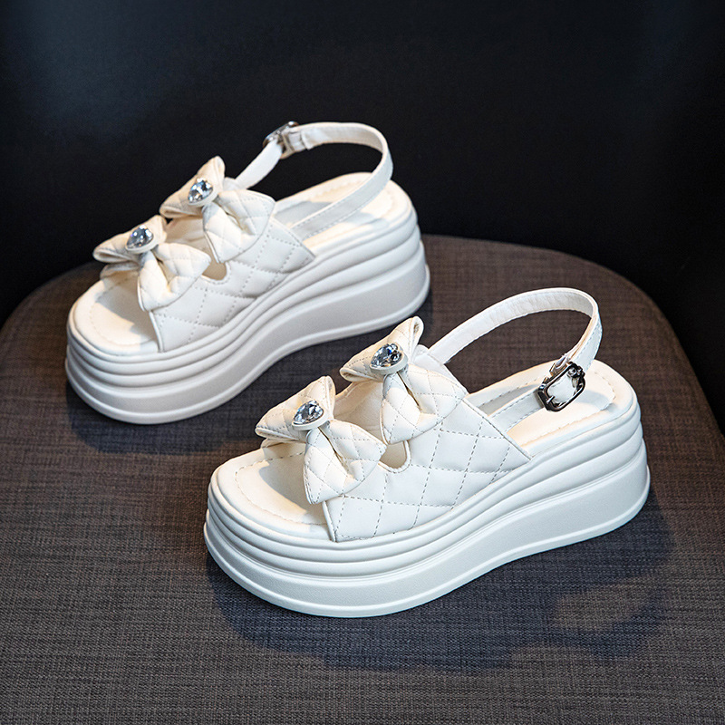 Platform Sandals Women 2024 Summer New Height-Raising Fashion All-In-One Sponge Roman Beach Shoes Small Women's Shoes