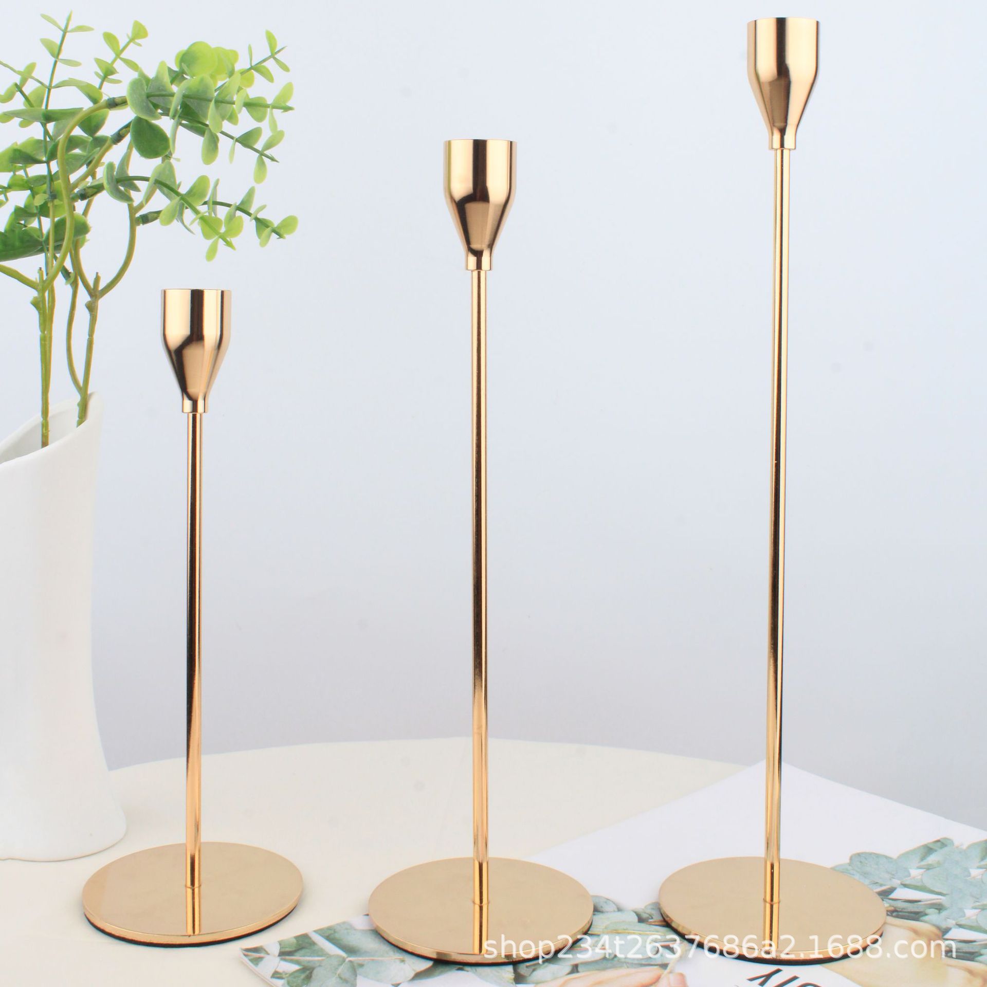European-style candle stand ornaments, small candlestick table, romantic candlelight dinner three-piece set ornaments, wedding electroplated decorations