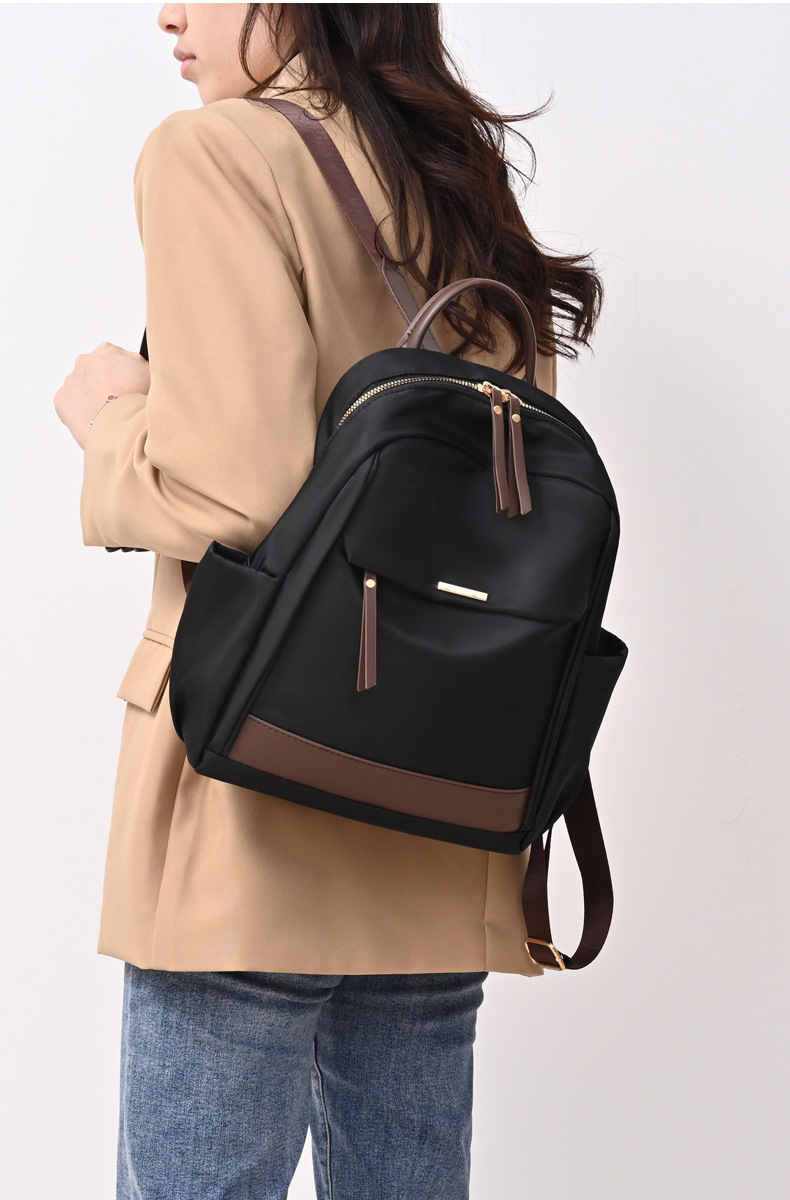 2025新款女士双肩包大容量轻便休闲旅行背包尼龙简约通勤学生书包详情21