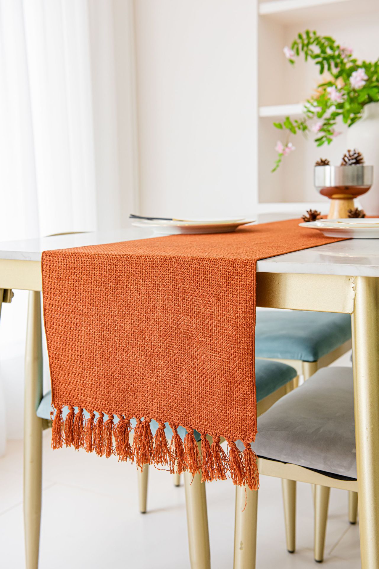 Nordic decorative woven cotton and linen Christmas table flag, simple solid color tassel linen tablecloth, home tea table and coffee table, Amazon