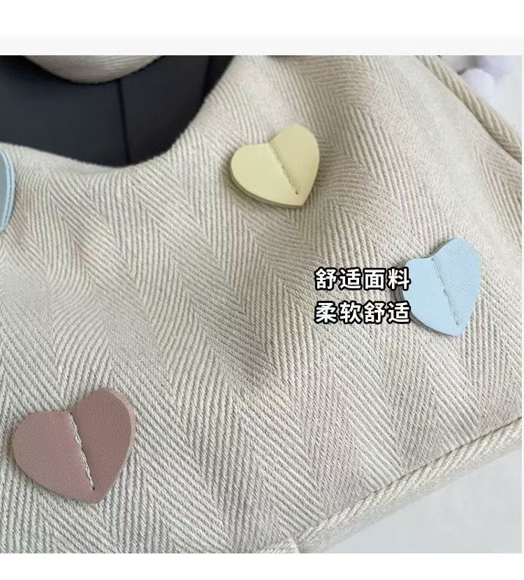 休闲帆布斜挎包女2025新款大学生上课潮牌小众百搭通勤单肩饺子包详情12