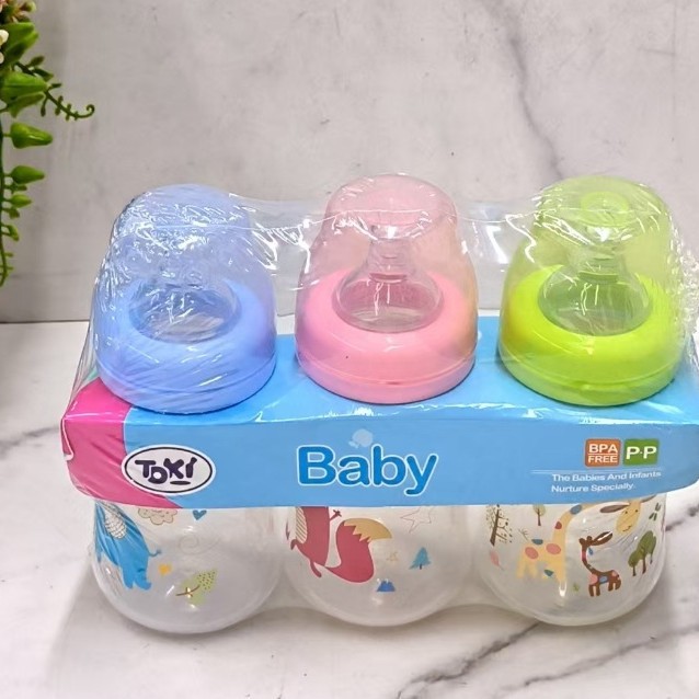 Hot-selling wholesale of children's drinking cups, baby bottles, wide-mouthed cartoon pattern plastic baby bottles made of pp material full figure