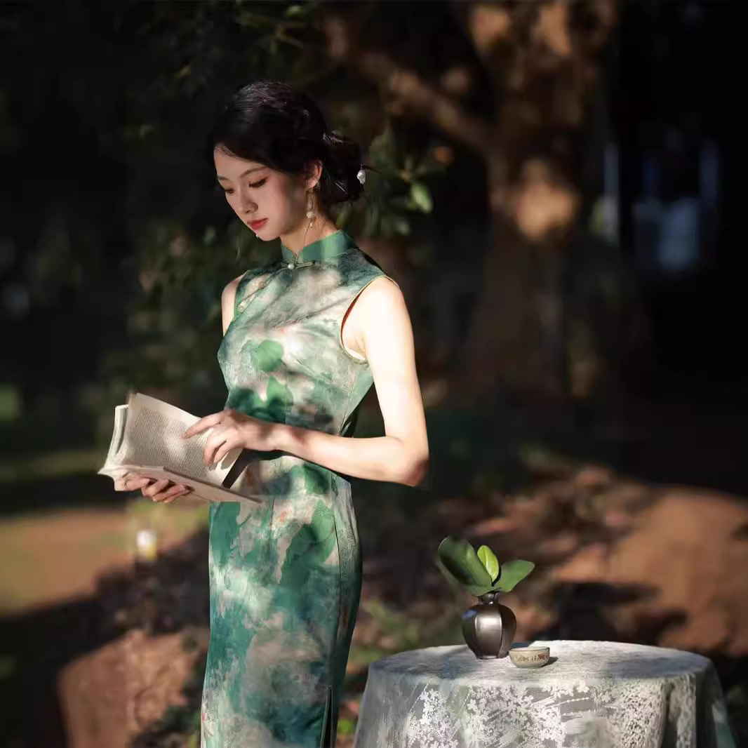 2024夏季新款  仿醋酸提花印花无袖中长款旗袍绿色荷花开衩女旗袍国潮