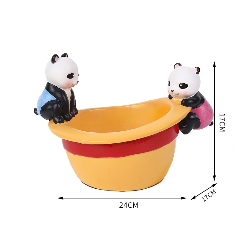 创意卡通熊猫白底实物图