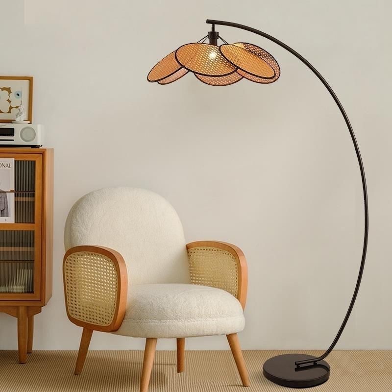 A Chinese-style fishing floor lamp, a high-end living room floor lamp, a creative decorative table lamp beside the sofa, a fishing lamp Specification image