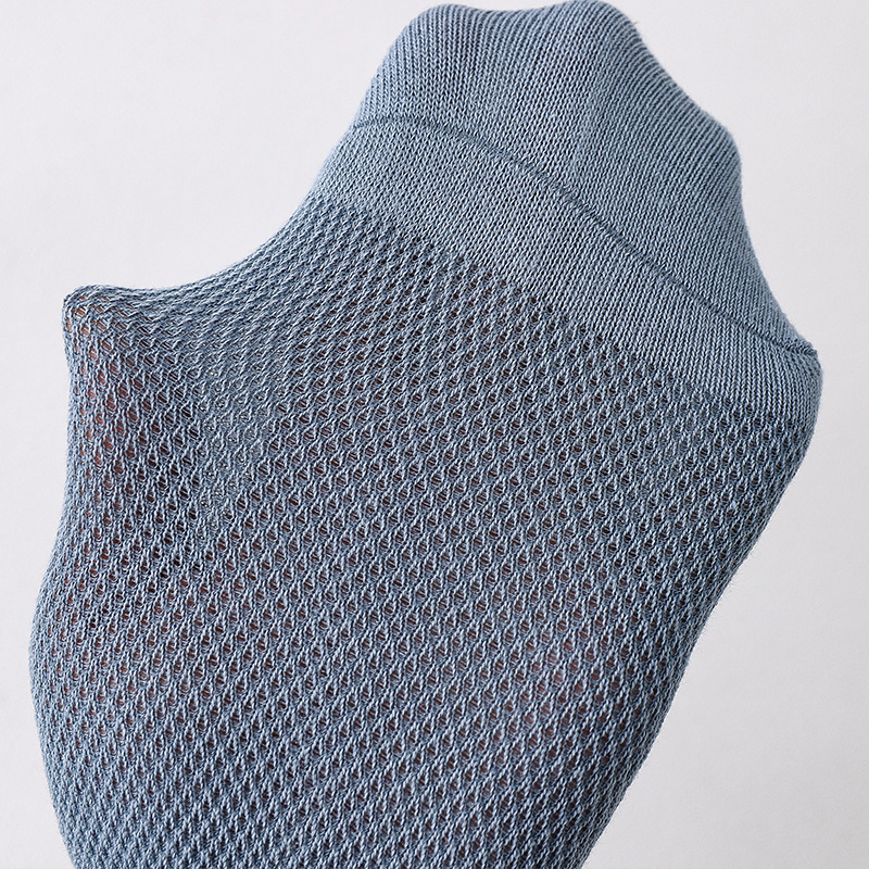 One-piece consignment of summer men's short socks, solid-colored thin cotton socks, casual men's socks, net, shallow-eye, invisible boat socks wholesale Application Scenario