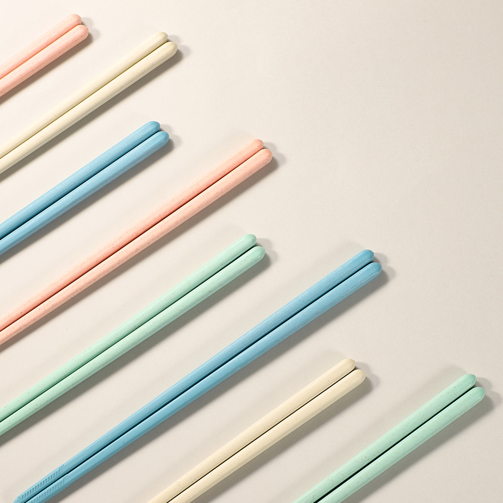 Boshun wheat straw chopsticks are degradable, heat-resistant, anti-slip, anti-mold, multi-color portable plastic multi-functional chopsticks Application Scenario