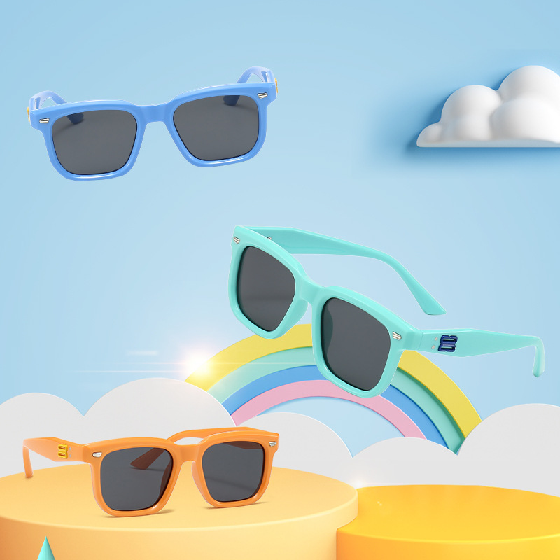 2024 New Children's Sunglasses Cute Glasses Polarizing Primary School Sunglasses Sunshade Mirror 7-165 Specification drawing