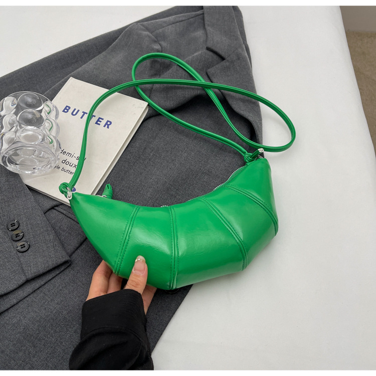 跨境外贸牛角包女包新款潮简约时尚斜挎饺子包百搭单肩箱包皮具男士手提包详情34