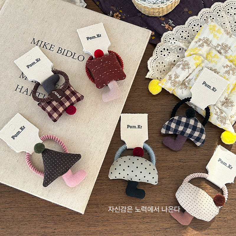 New Korean-style fabric cotton-filled three-dimensional mushroom umbrella, checkered forest style cute hair band, high-elasticity leather band hair tie Specification image