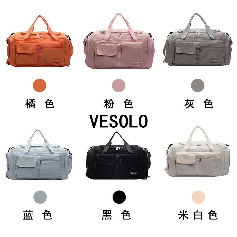 Cross-border storage luggage bags, large-capacity women's backpacks, oversized fitness bags, men's portable short-distance light travel bags Application Scenario