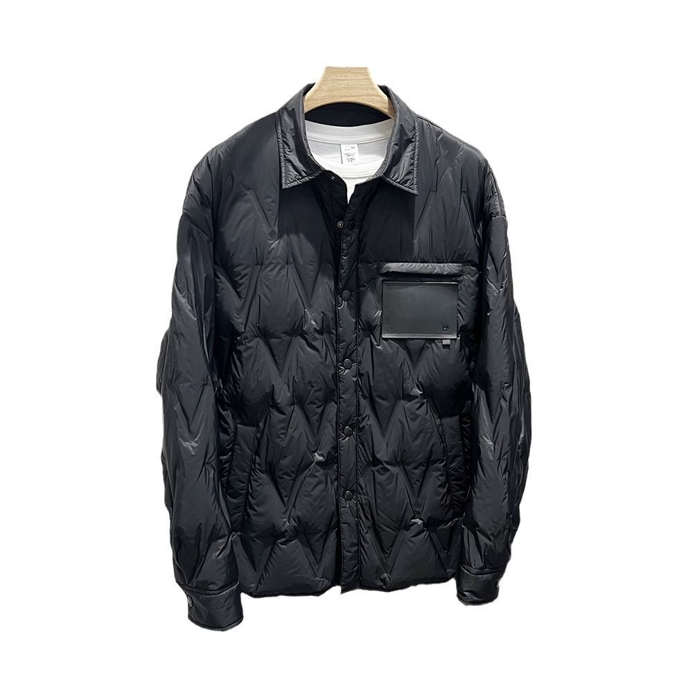 The 2023 winter new Men's trendy V-shaped embossed down jacket is a classic and versatile thin down shirt for men Item Picture