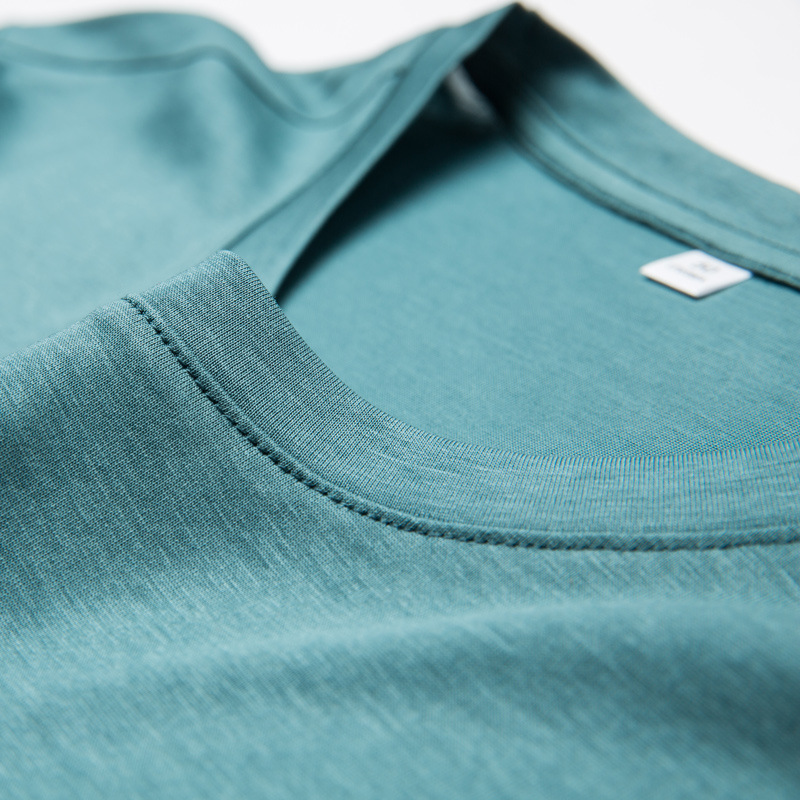 Mulberry silk short-sleeved T-shirt for men, round neck, versatile, half-sleeved, new summer men's wear, smooth and thin style Application Scenario