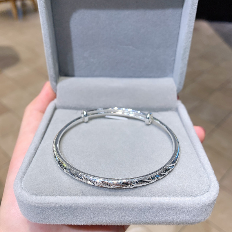 Circular meteor shower silver-plated bracelet, a simple and youthful silver jewelry bracelet with an ins design sense for women, as a gift for your girlfriend