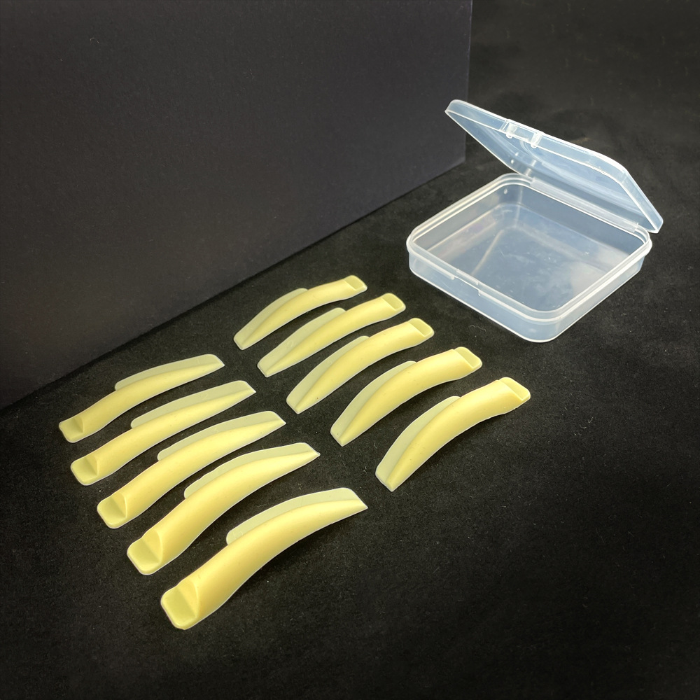 Cross-Border Explosive Hot Eyelash Sunflower Edge Patch Eyelash Hot Simple Hot Auxiliary Tool Yellow Silicone Gasket Wholesale details Picture