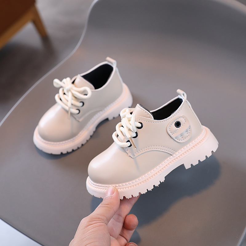 New Spring 2024 Children's leather shoes: Simple British-style small and medium-sized children's leather shoes with straps for boys details Picture