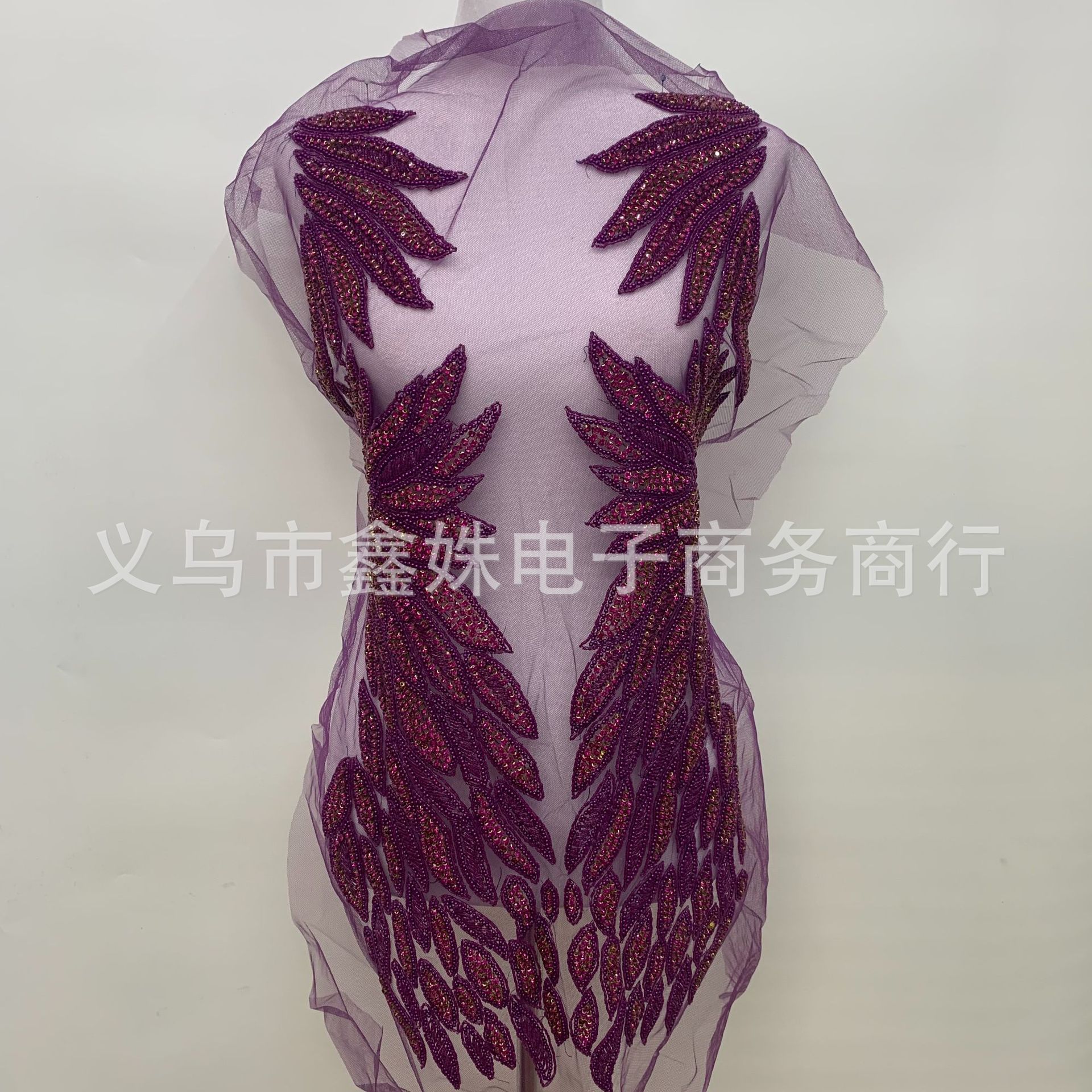 Heavy industry wedding dress and formal wear decoration mesh applique clothing and accessories Application Scenario