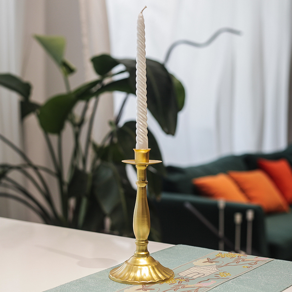 European Vintage Candlestick Table Decoration Romantic Candlelight Dinner Shooting Props Western Food Nordic Candle Table Decoration Application Scenario