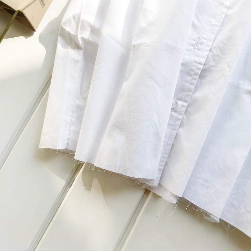 The new M.M autumn collection features a versatile, loose Logo embroidered letter short shirt with a girlish style and long-sleeved casual shirt for women Application Scenario