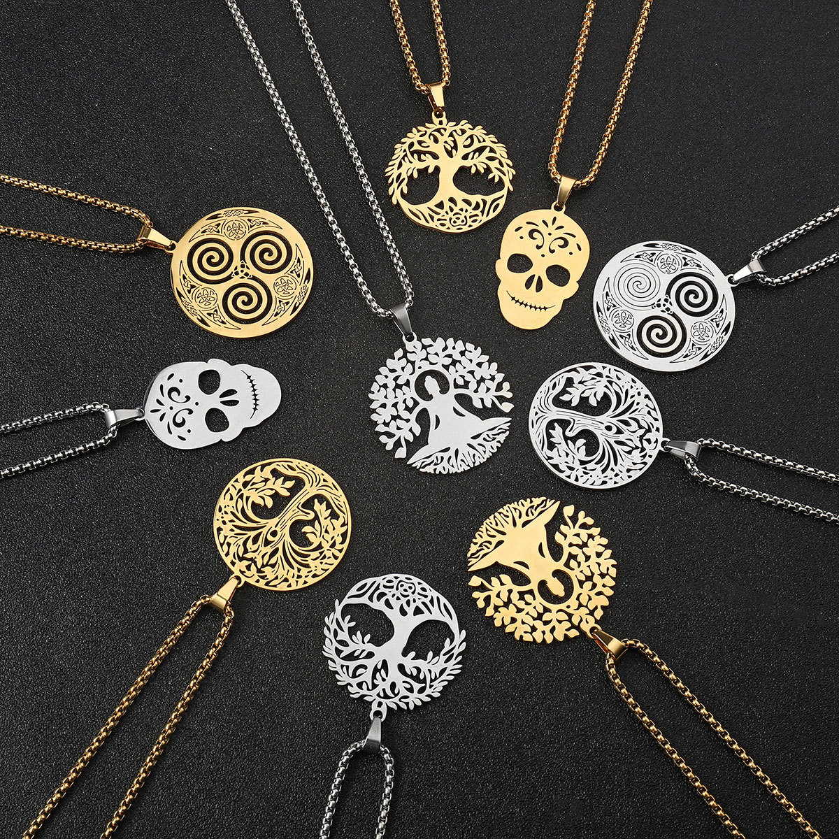 Titanium Steel Hipster Cool Skull Necklace Men's And Women's Unisex Tree Of Life Stainless Steel Jewelry Hip Hop Non-Fade Sweater Chain full figure