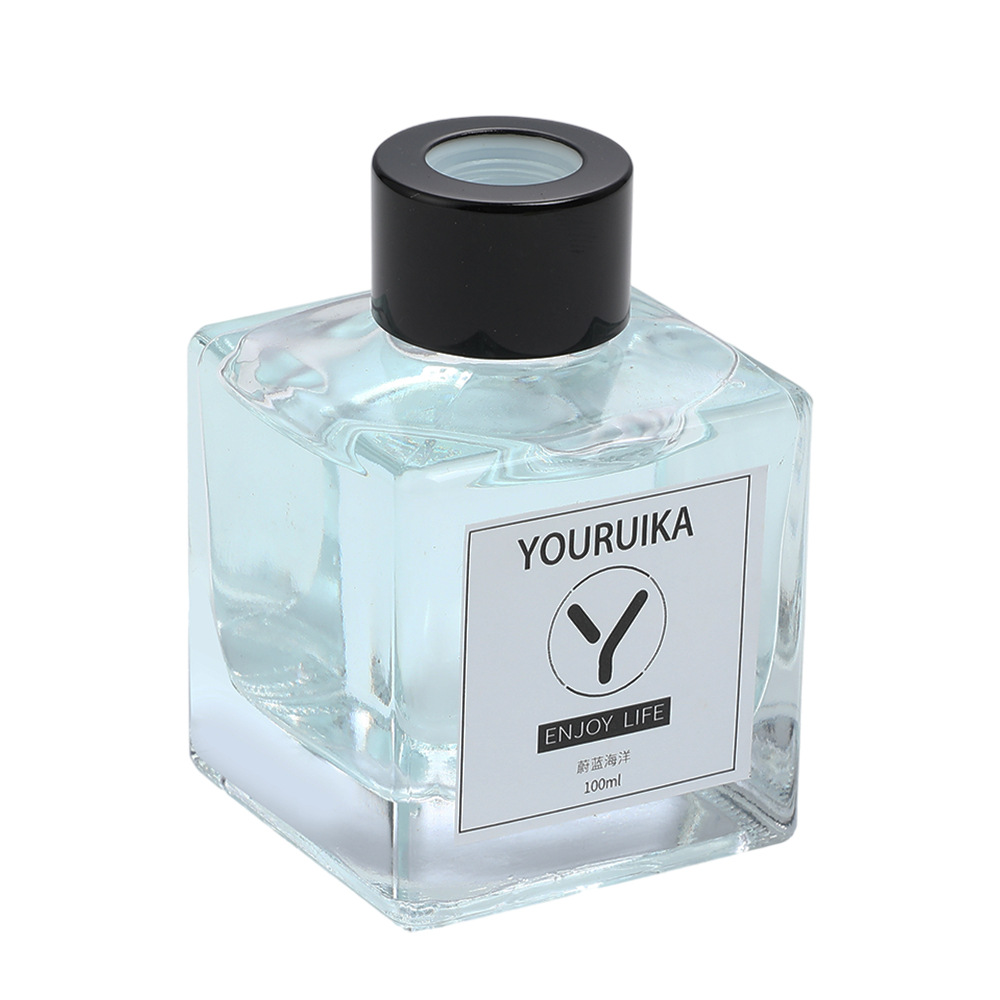 香薰/香薰卡片/车载香薰/香薰片/藤条香薰精油白底实物图