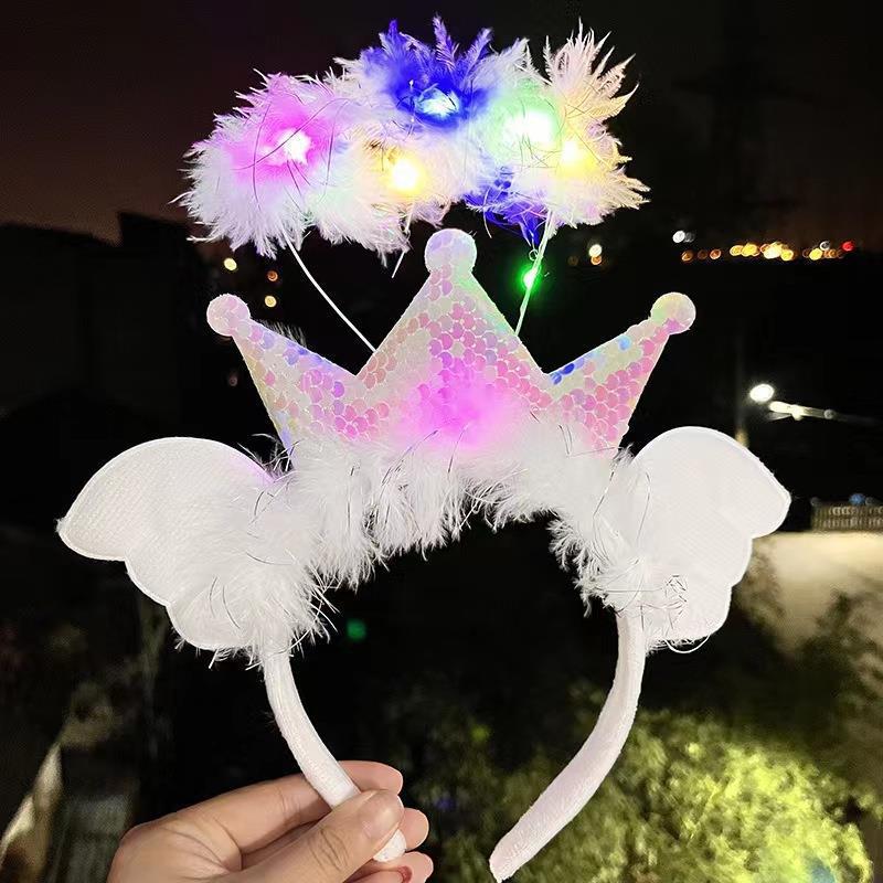 Street stall luminous crown angel headband flash, feather wings, headwear, princess ball headband toy wholesale, angel crown headband Application Scenario