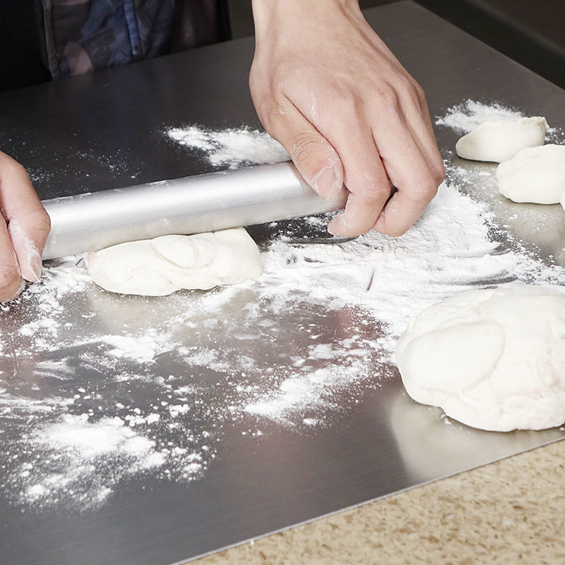 304 Stainless Steel Cutting Board Cutting Board Household And Panel Rolling Panel Mildew Resistant Cutting Board Kitchen Kneading Panel Application Scenario