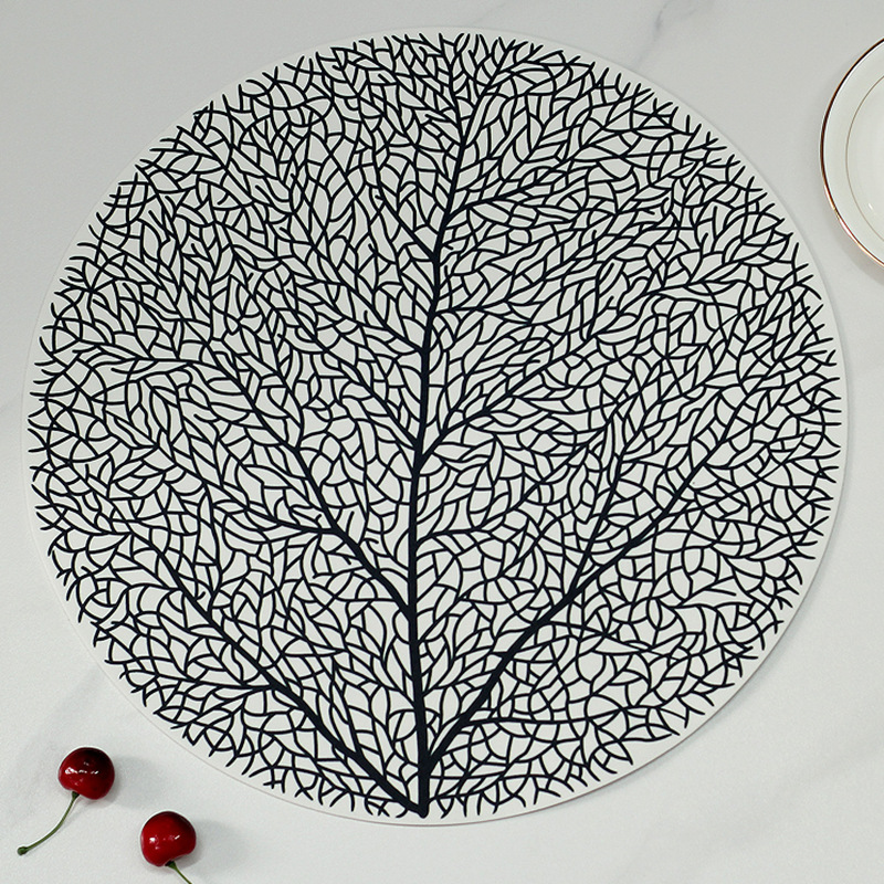 Womei Creative Printing colorful EVA placemats, Western-style placemats in ins style, round, waterproof, oil-proof, anti-slip, heat-resistant, wear-resistant and heat-insulating MATS, table MATS factory direct sales placemats Application Scenario