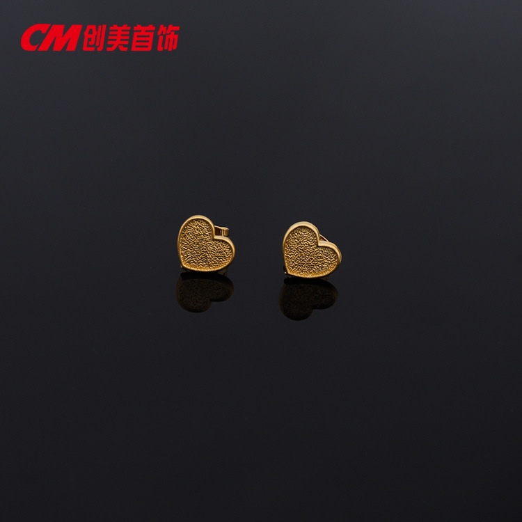 Chuangmei Jewelry's fairy-like heart-shaped earrings exude a retro and simple feminine charm with a design sense Item Picture