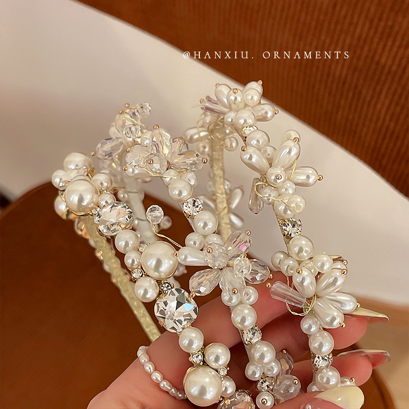 French Retro Baroque Set Diamond Pearl Headband Rhinestone Headband Court Wind Pressure Hair Headdress Irregular Hair Accessories Woman Application Scenario