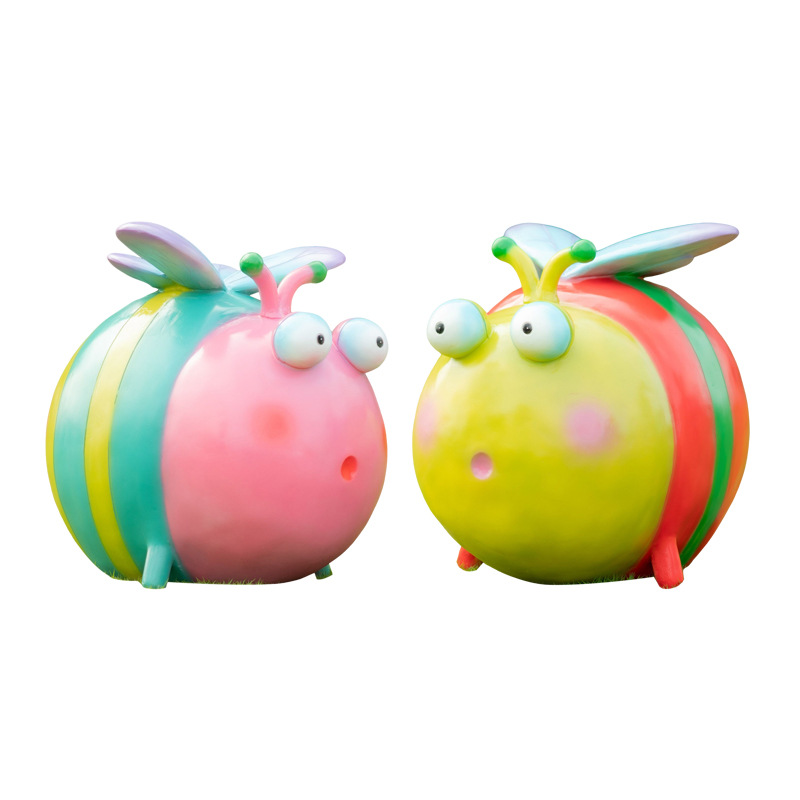 Cartoon Bee Fiberglass Sculpture Outdoor Garden Landscape Vignette Mall Kindergarten Garden Lawn Decoration Item Picture