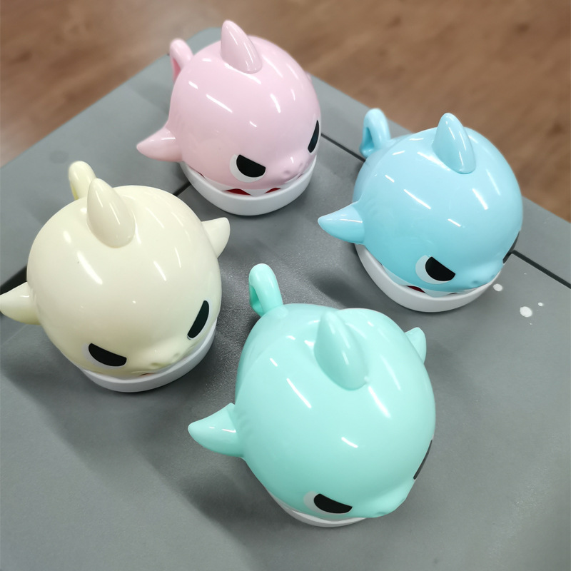 Prank finger-biting Shark toy tabletop game Press finger-biting toy details Picture