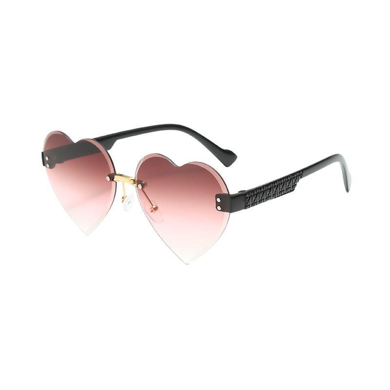 2024 New Children's heart-shaped frameless gradient sunglasses for girls, sunshade and sun protection sunglasses for little girls Item Picture