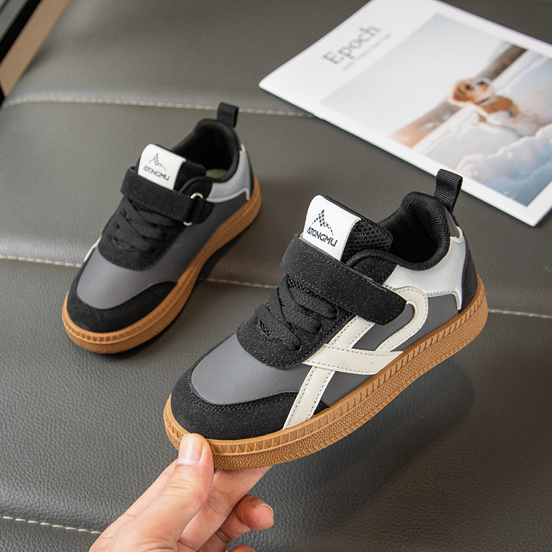 2025春秋季新款儿童鞋子男女童休闲运动鞋软底板鞋男童皮面单鞋